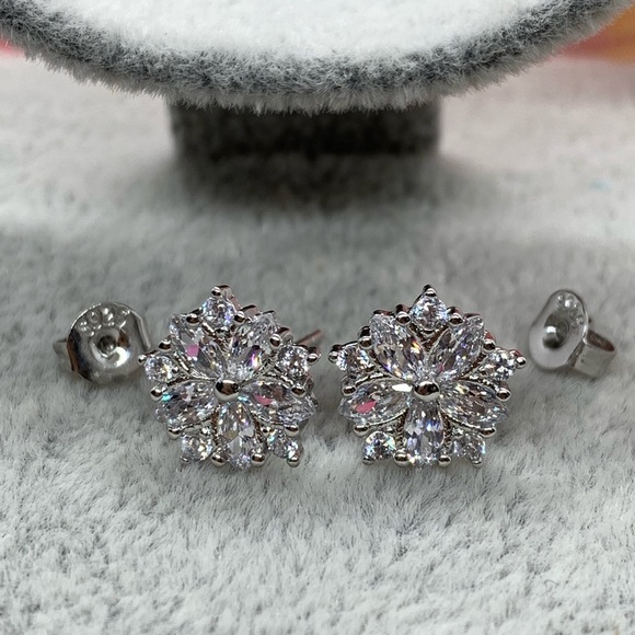 Sterling Silver 925 CZ Flower Stud Earrings - Picture 3 of 5